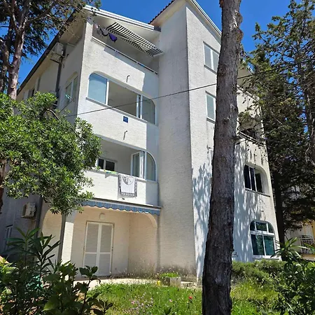 In 15493 Apartment Novi Vinodolski